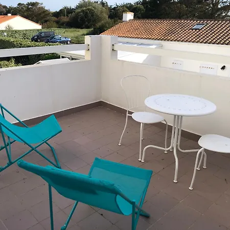 Charmante Maison A 300M De La Mer Nyaraló