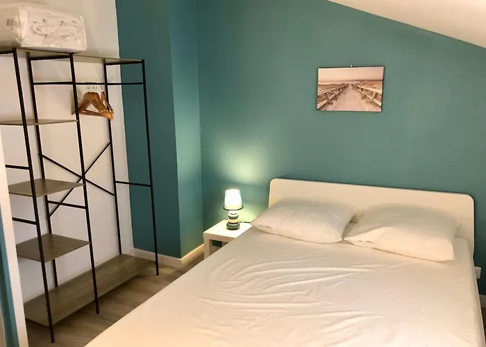 Maison Renovee A 300m De La *